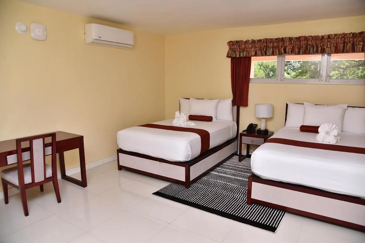 Hotel Grand A View Montego Bay 4*,